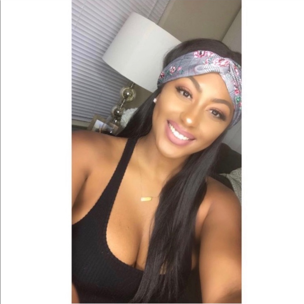 Meet your Posher, Chrystal